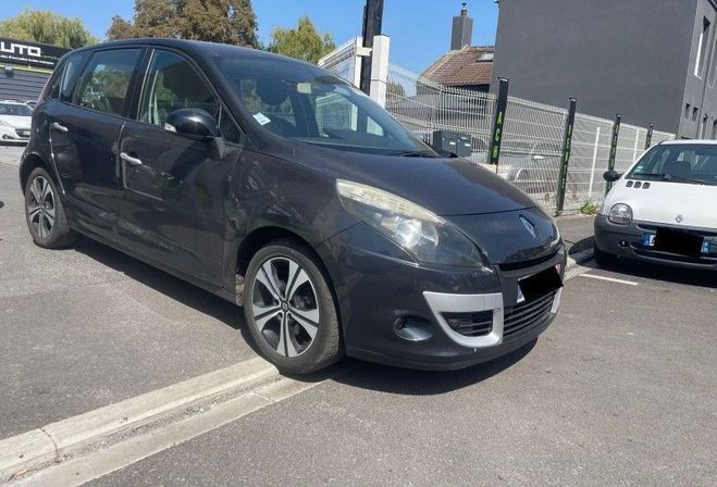 Renault Scenic III 1.5 DCI 110CH FAP BOSE  de 2011