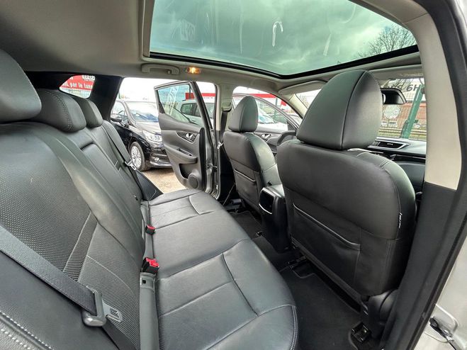 Nissan Qashqai II (2) 1.6 DIG-T 163 TEKNA RARE Gris de 2015