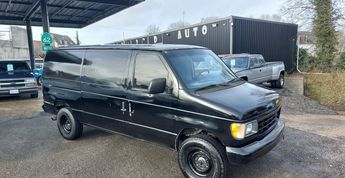  Voir d&eacute;tails -Ford Econoline Club Wagon e250 5.8 v8 &agrave; Breteuil (60)