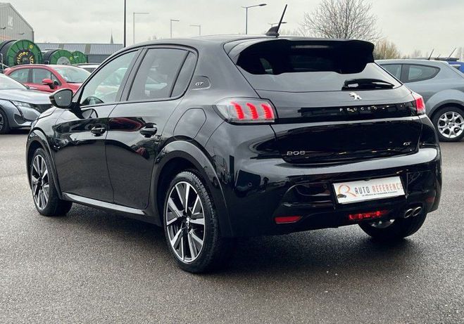 Peugeot 208 GT 1.2 130 CH 1ERE MAIN CARPLAY CAMERA Noir de 2021