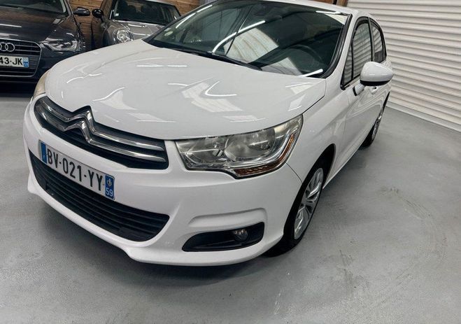 Cliquer pour voir la photo suivante Citroen C4 II 1.6 HDi 90 FAP Confort GARANTIE Blanc de 2011