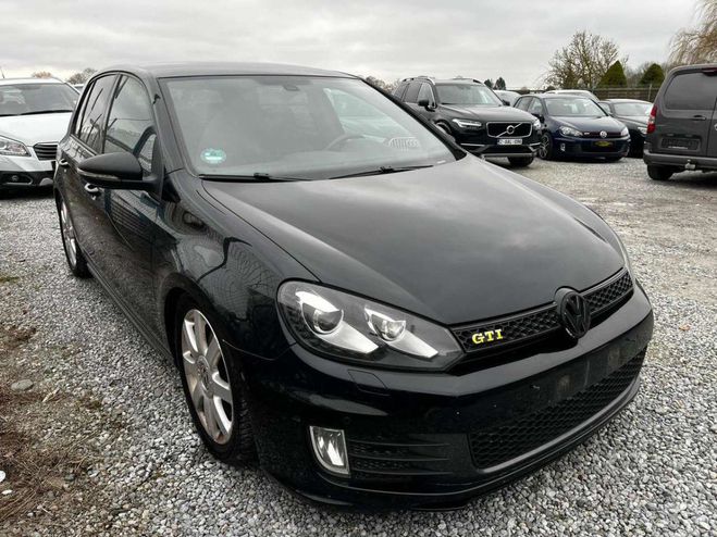 Cliquer pour voir la photo suivante Volkswagen Golf GTI 2.0 TSI MANU CARNET COMPLET XENON GA Noir Métallisé de