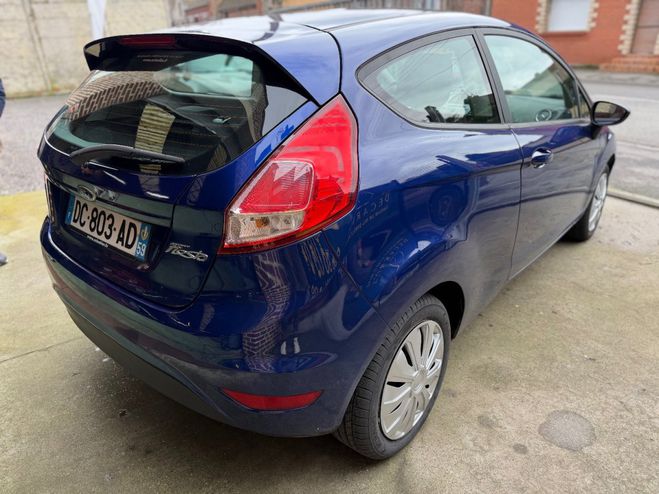 Ford Fiesta 1.25 60ch Ambiente 3p Bleu de 2014