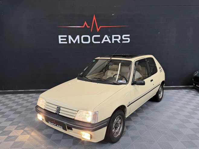 Peugeot 205 INDIANA 1.4 75ch Beige de 1992