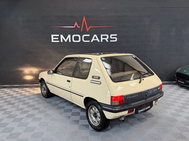 Peugeot 205 INDIANA 1.4 75ch Beige de 1992
