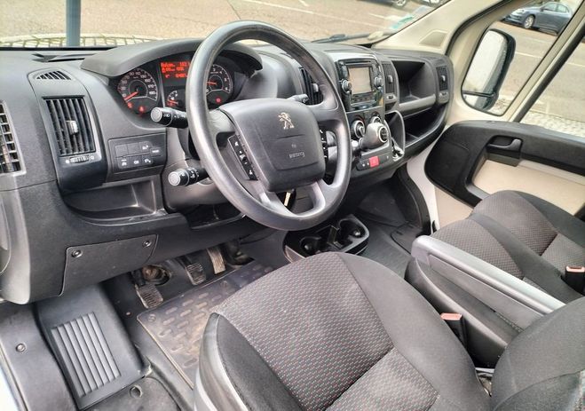 Peugeot Boxer vu fourgon 2.0 hdi 130 l2h2 edition s&s  Blanc de 2018