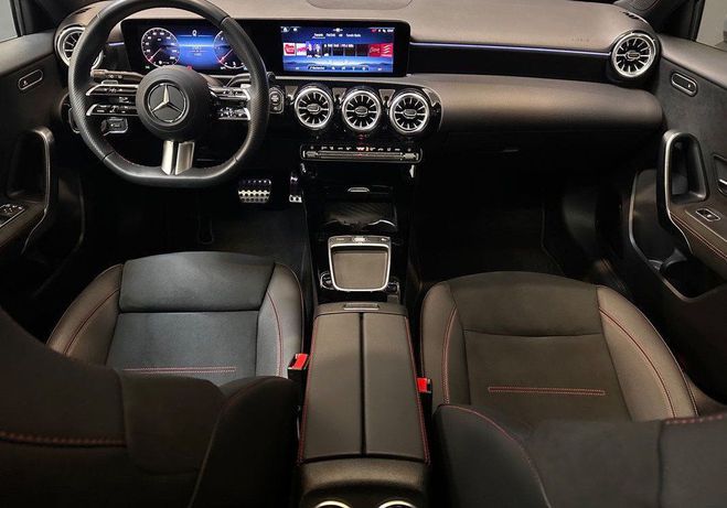 Mercedes Classe A 200d 150ch amg line 8g-dct bva garantie  Gris de 2024