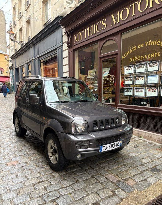 Suzuki Jimny  Gris de 2012