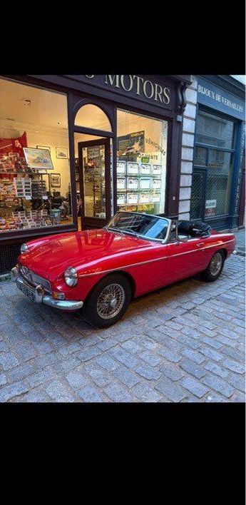 Voir d&eacute;tails -MG MGB B MG &agrave; Versailles (78)
