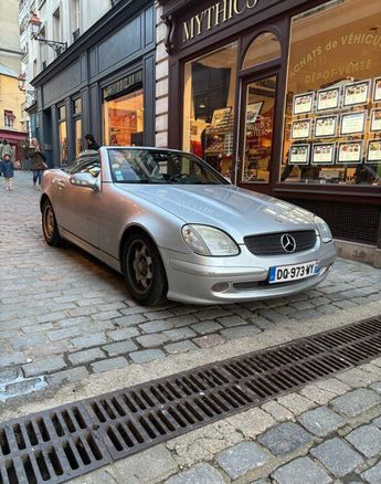  Voir d&eacute;tails -Mercedes Classe SLK Classe 200 &agrave; Versailles (78)