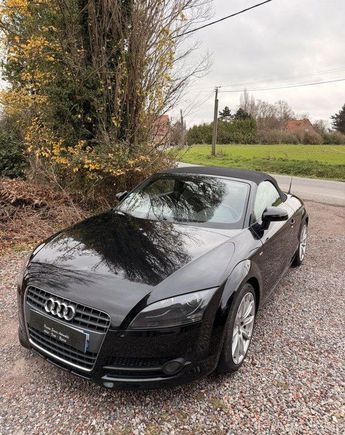  Voir d&eacute;tails -Audi TT Cabriolet 1.8 TFSI S.line &agrave; Lille (59)