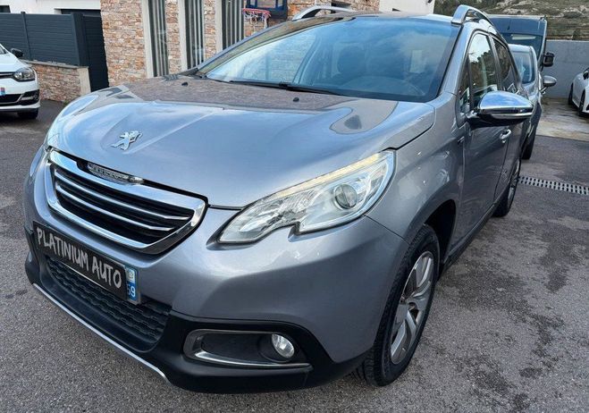 Cliquer pour voir la photo suivante Peugeot 2008 1.2 Puretech 82 Style Gris de 2015