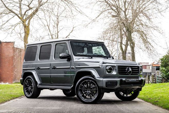 Cliquer pour voir la photo suivante Mercedes Classe G 450 AMG Manufaktur Gris Métallisé de