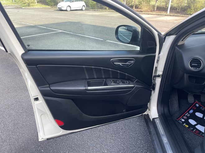 Lancia Delta 1.6 MULTIJET 120 16V DPF PLATINO BEIGE de 2008