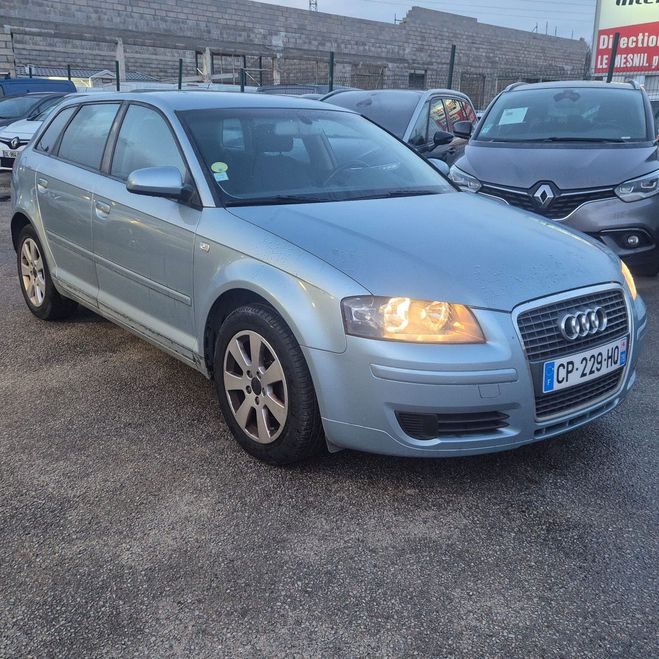 Audi A3 II SPORTBACK 1.6 102 AMBIENTE 90000KM D? Bleu clair de 2006