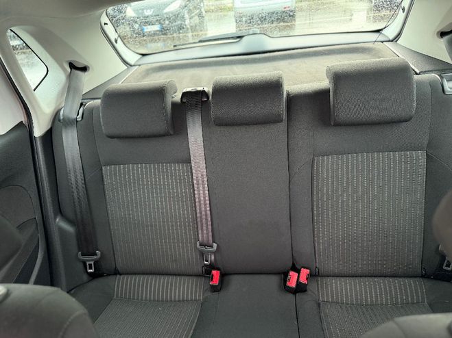 Volkswagen Polo  1.6 TDI 90 CR  Confortline  BLANC de 2011