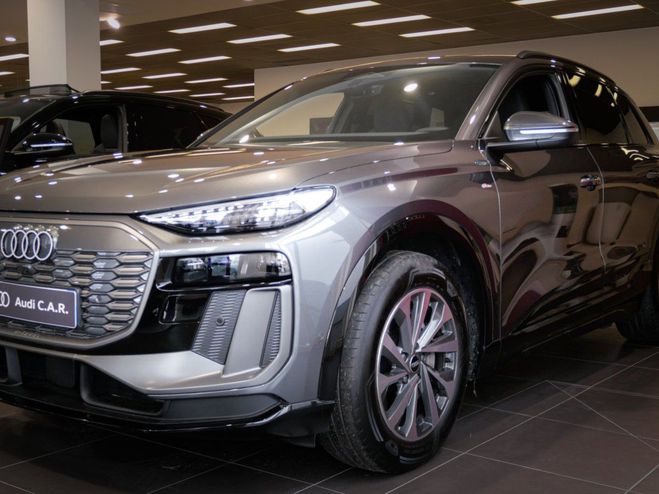 Audi Q6 e-tron 306 ch 100 kWh performance S line Gris de 2025