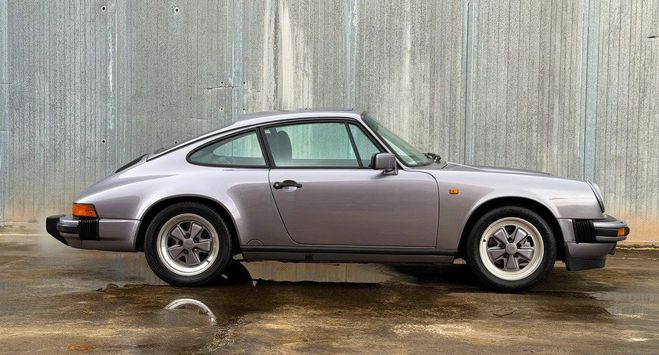 Porsche 911 Carrera 3.2 G50 Bleu Diamant Bleu de 1987