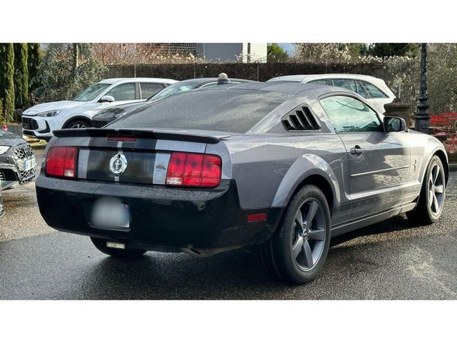 Ford Mustang 4.0 - BVA COUPE GT GRIS CLAIR de 2008