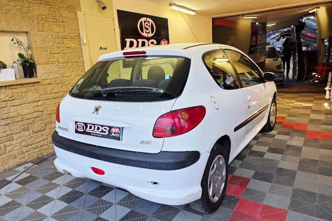 Peugeot 206 BOITE AUTO CT OK DISTRI VIDANGE NEUF Blanc de 2003