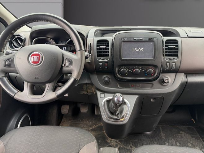 Fiat Talento PANORAMA 1.2 LH1 1.6 Multijet 125 Gris de 2018