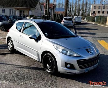  Voir d&eacute;tails -Peugeot 207 1.6 HDI 90CV PREMIUM &agrave; Coigni�res (78)