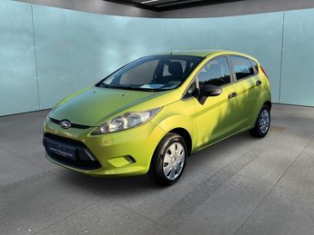  Voir d&eacute;tails -Ford Fiesta 1.4 TDCI 68CH AMBIENTE 5P &agrave; Saint-Nabord (88)