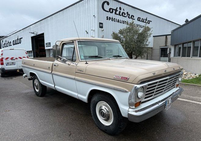 Ford F250 F 1967 benne longue moteur v8 neuf  de 1967