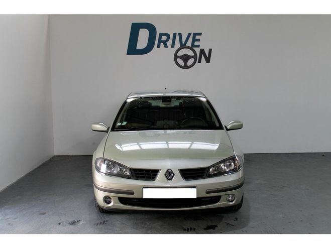 Renault Laguna 1.6i 16V II BERLINE Carminat PHASE 2 VERT CLAIR de 2007