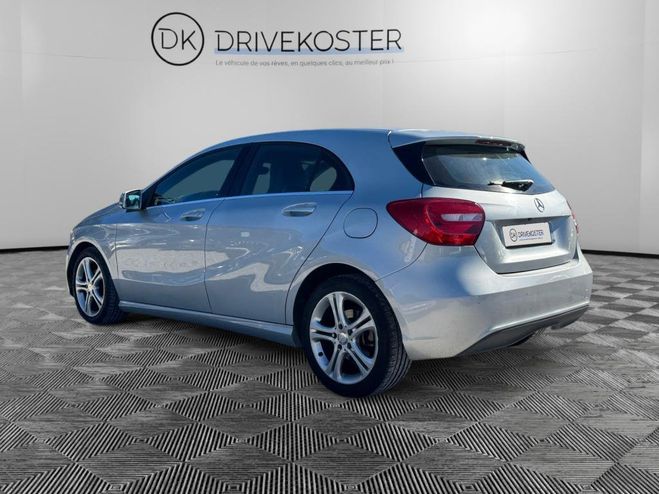 Mercedes Classe A 180 BlueEfficiency BERLINE - BM 176 Intu GRIS CLAIR de 2012