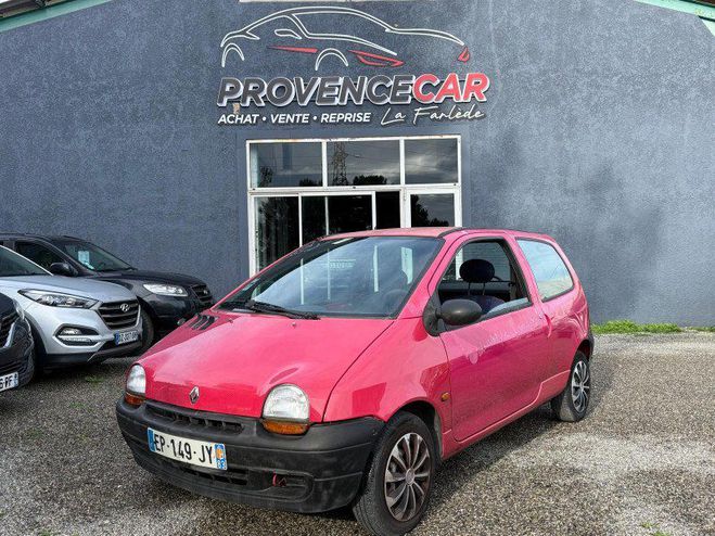 Cliquer pour voir la photo suivante Renault Twingo 1.2 55CH PACK Rouge de 1995