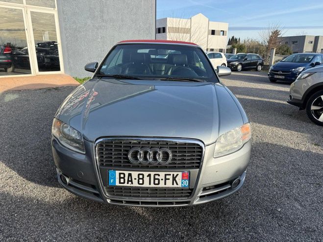 Audi A4 1.8 T 163CH AMBITION Gris F de 2006