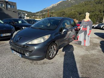  Voir d&eacute;tails -Peugeot 207 1.6 16V 120CH SPORT 3P &agrave;  La Garde (83)