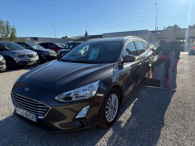 Ford Focus SW 1.0 EcoBoost 125ch Titanium 97g Gris de 2019