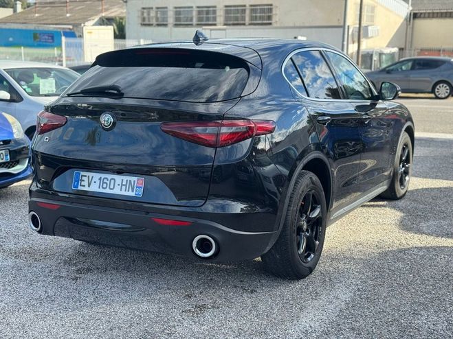 Alfa romeo Stelvio 2.2 DIESEL 180CH SUPER Q4 AT8 Noir de 2018