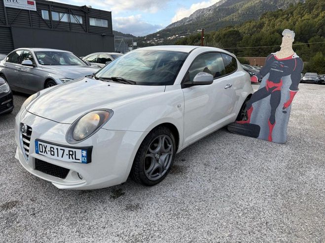 Cliquer pour voir la photo suivante Alfa romeo Mito 0.9 TWIN AIR 105CH DISTINCTIVE BUSINESS Blanc de 2015