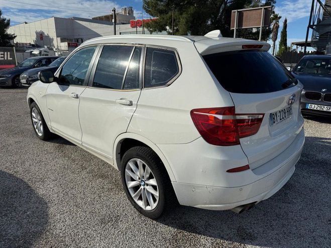 BMW X3 (F25) XDRIVE30DA 258CH SPORT DESIGN Blanc de 2011