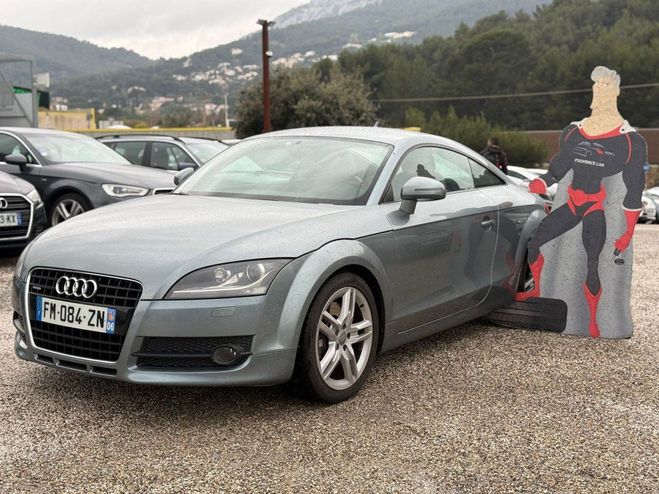 Cliquer pour voir la photo suivante Audi TT 3.2 V6 250CH QUATTRO S TRONIC 6 Gris C de 2006