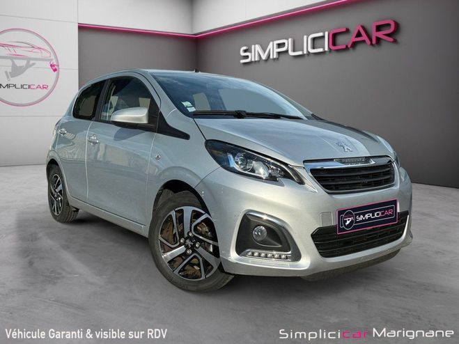 Cliquer pour voir la photo suivante Peugeot 108 VTi 72ch SS BVM5 Allure Caméra de recul Gris de 2020