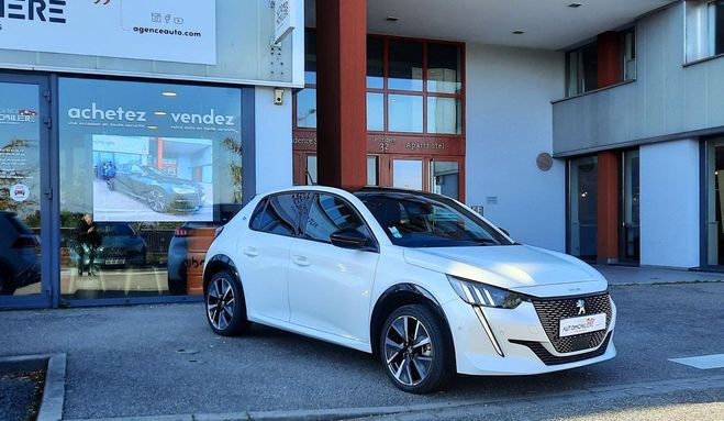 Cliquer pour voir la photo suivante Peugeot 208 II électrique 50KWH GT PACK 136CH Blanc de 2022