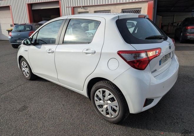 Toyota Yaris 100 ch France Business hybride, camera,  Blanc de 2020