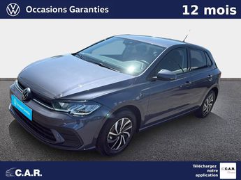  Voir d&eacute;tails -Volkswagen Polo 1.0 TSI 95 S&S BVM5 VW Edition &agrave;  La Rochelle (17)