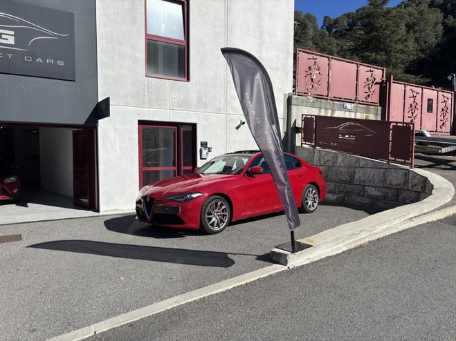 Alfa romeo Giulia 2.0 T - 280 - BVA ROUGE FONCE de 2017