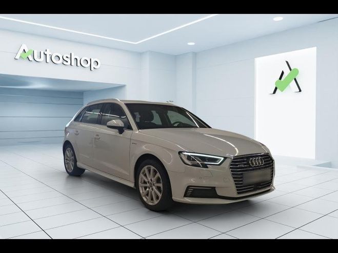 Audi A3 Sportback 1.4 TFSI 204ch e-tron Design S Blanc Ibis de 2018