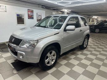  Voir d&eacute;tails -Suzuki Vitara 1.6VVT 16V &agrave; Cagnes-sur-Mer (06)