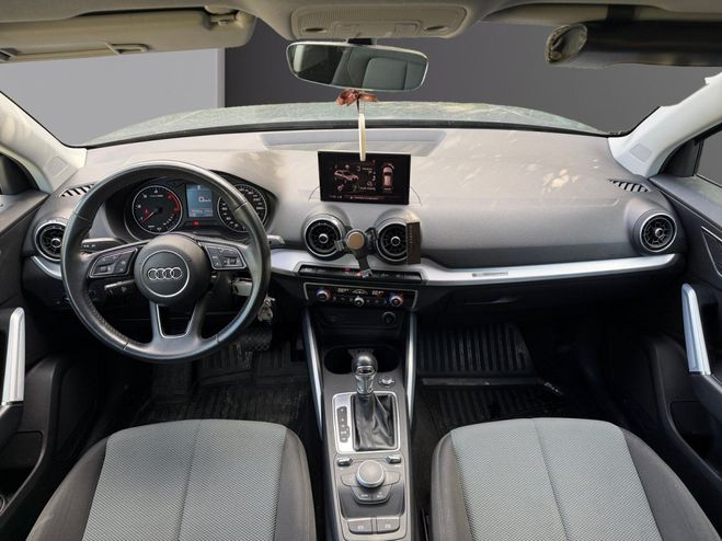 Audi Q2 30 TDI 116 S tronic 7 Design - carplay - Gris de 2018