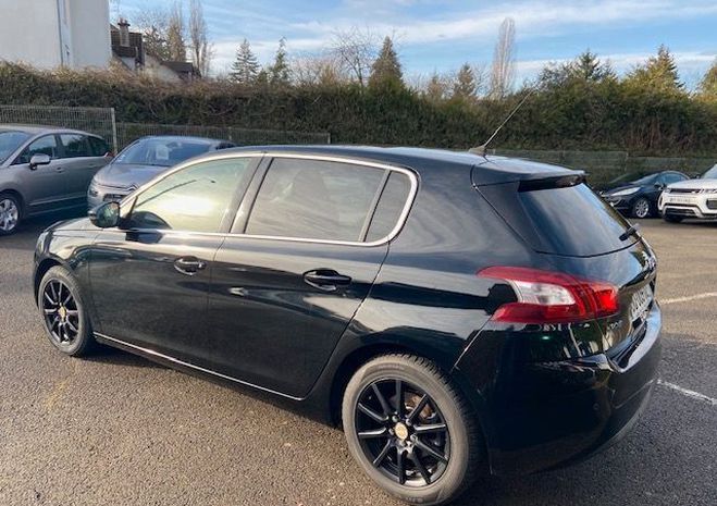 Peugeot 308 Allure 1.2 L 130 cv  de 2015