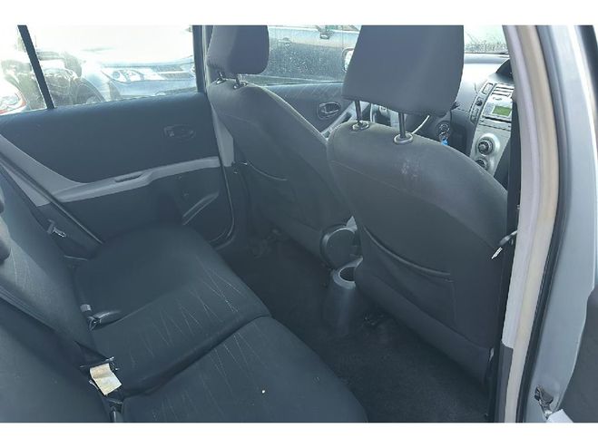Toyota Yaris Yaris 1.3 - 87 VVT-i BVA Grise de 2006