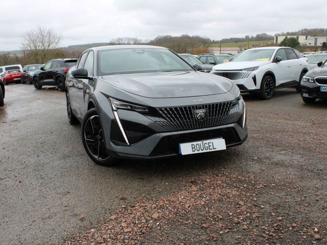 Cliquer pour voir la photo suivante Peugeot 408 HYBRID 136 CV GT SPORT DSC6 BOITE AUTO C Gris Sélénium de 2024