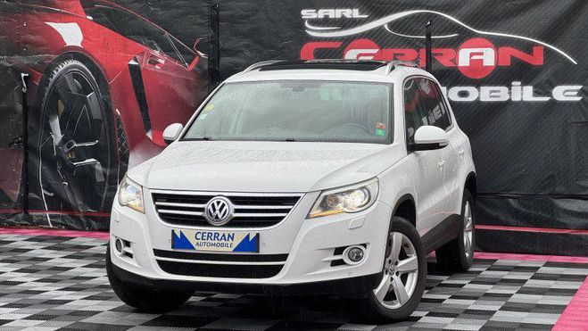 Cliquer pour voir la photo suivante Volkswagen Tiguan 2.0 TSI 200CH CARAT 4MOTION TIPTRONIC Blanc de 2010